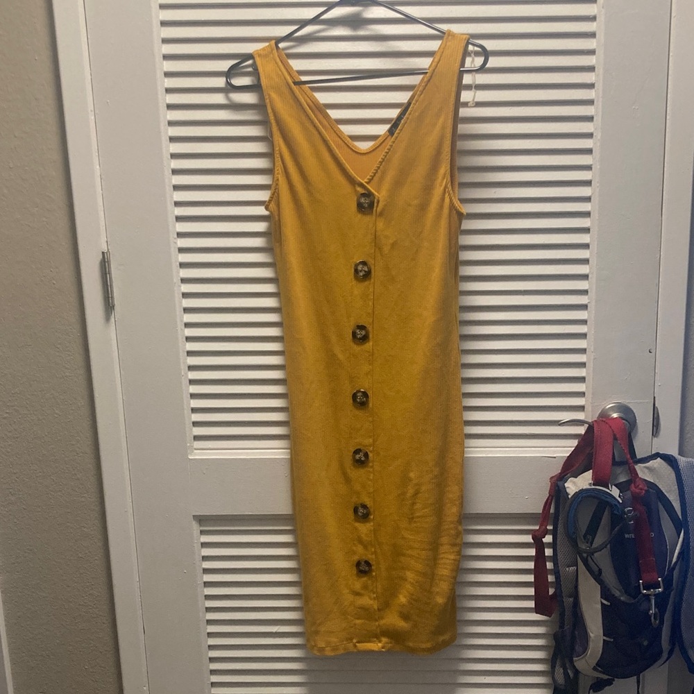 Derek Heart Mustard Sleeveless Midi Dress